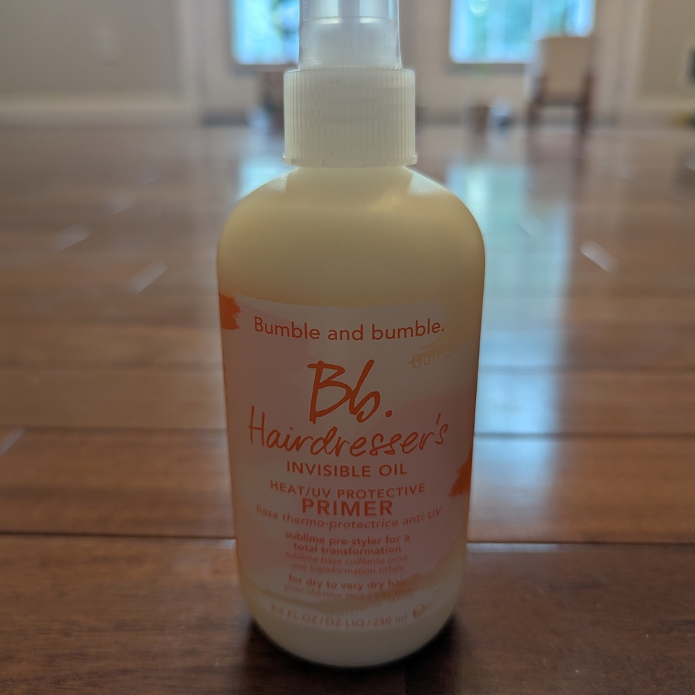 Bumble and bumble Hairdresser's Invisible Oil Primer - Cream and Orange